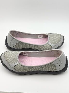 CROCS Gray Mesh Slip-On Flats with Pink Insole Mint Green and Gray Size 8W